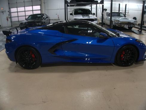 Used 2023 Chevrolet Corvette Stingray Convertible w/ Battery Protection Package image 6