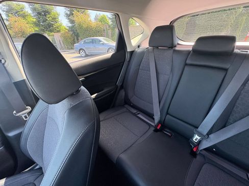 Used 2025 Kia Seltos S FWD image 40