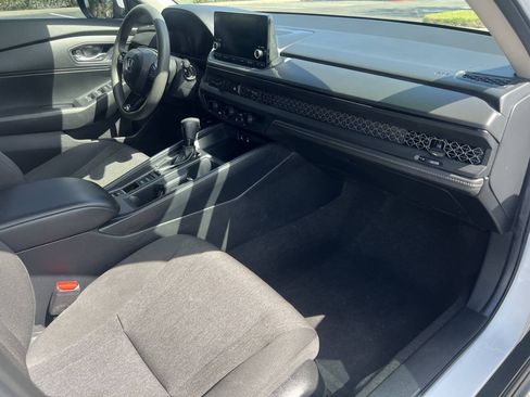 Used 2024 Honda Accord LX image 8