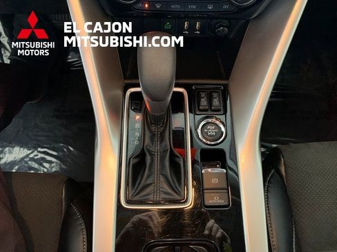 Used 2024 Mitsubishi Eclipse Cross SE image 10