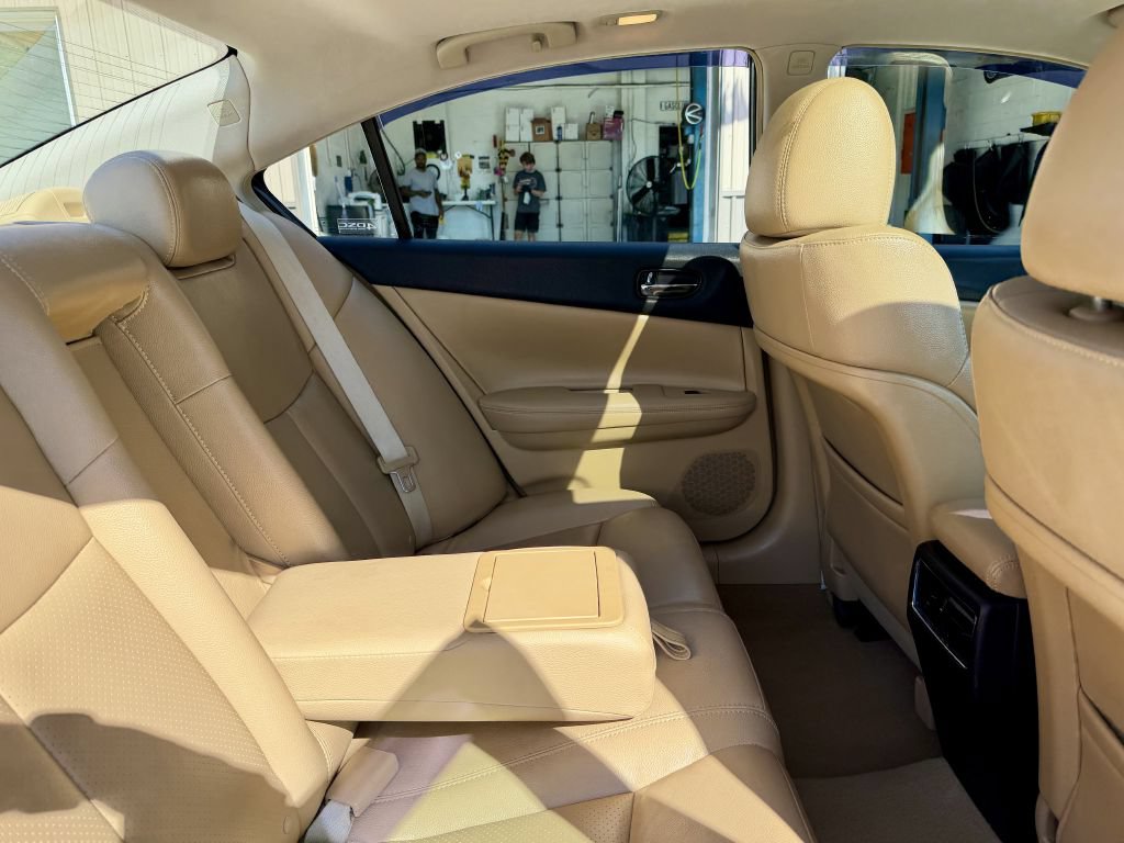 Used 2011 Nissan Maxima 3.5 SV w/ Monitor Pkg FWD image 17