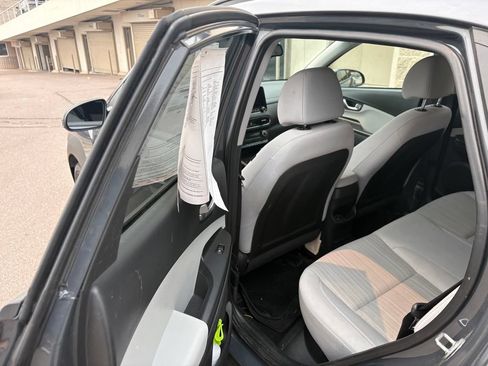 Used 2023 Hyundai Kona SEL w/ Convenience Package AWD/4WD image 25