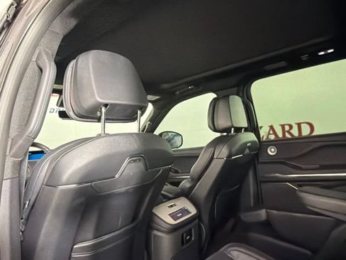 Certified 2025 Lincoln Navigator L Reserve w/ Jet Appearance Package AWD/4WD image 14