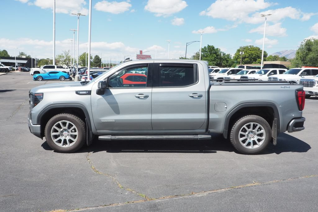 Used 2024 GMC Sierra 1500 Elevation w/ Elevation Premium Package AWD/4WD image 4