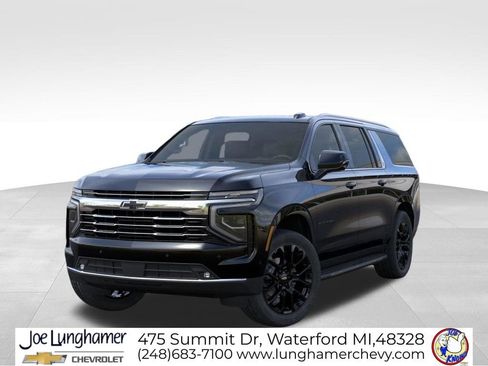 New 2026 Chevrolet Suburban LT w/ Comfort Package image 7