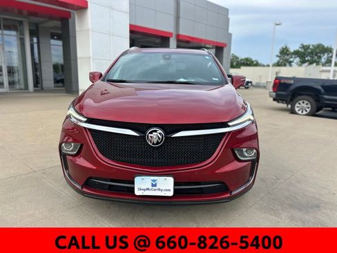 Used 2023 Buick Enclave Essence w/ Sport Touring Edition FWD image 3
