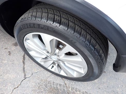 Used 2019 Buick Encore Preferred FWD image 11