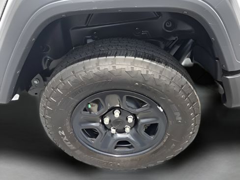 Certified 2025 Jeep Wrangler Unlimited Sport AWD/4WD image 28