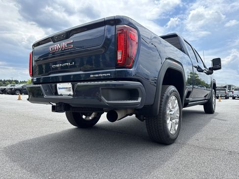Used 2022 GMC Sierra 2500 Denali AWD/4WD image 10