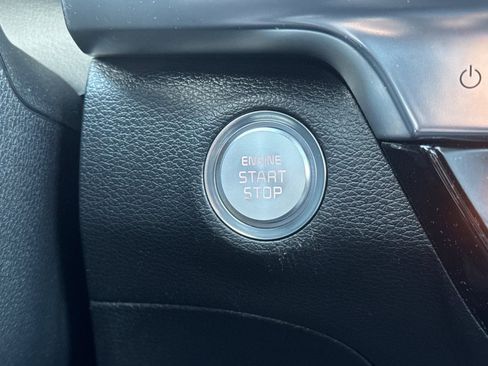 Used 2022 Kia Telluride SX w/ SX Prestige Package image 23