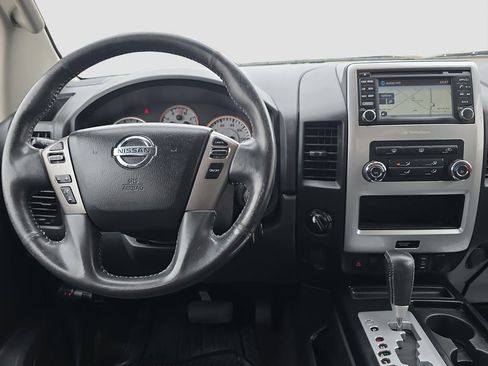 Used 2015 Nissan Titan PRO-4X image 13