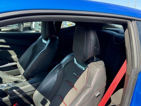 Certified 2024 Chevrolet Camaro ZL1 RWD image 19