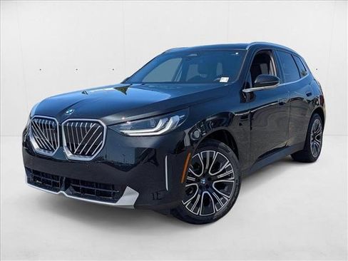 Used 2025 BMW X3 xDrive30i w/ Premium Package image 1