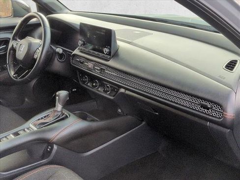 Used 2025 Honda HR-V Sport image 21