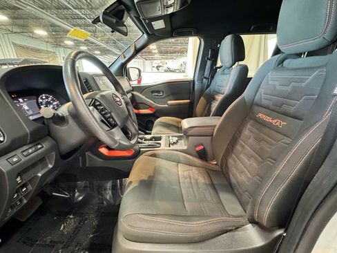 Used 2023 Nissan Frontier PRO-4X w/ Technology Package image 20