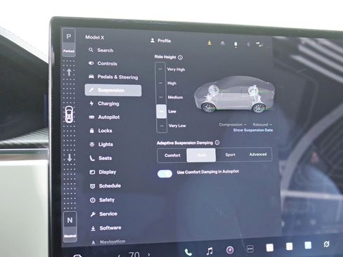 Used 2022 Tesla Model X Plaid image 22