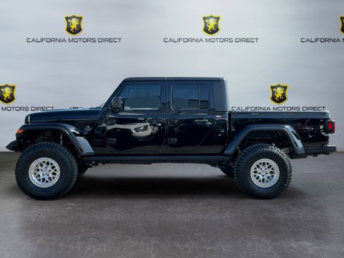 Used 2021 Jeep Gladiator Sport AWD/4WD image 8