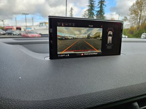 Used 2017 Audi Q7 3.0T Premium Plus w/ Premium Plus Package image 29