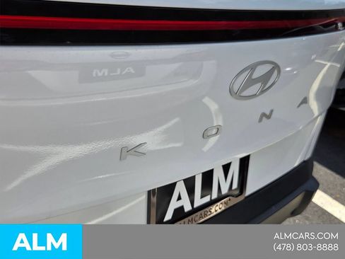 Used 2024 Hyundai Kona SEL FWD image 11