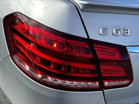 Used 2014 Mercedes-Benz E 63 AMG 4MATIC Sedan image 28