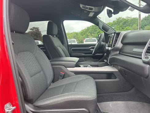 Used 2025 RAM 1500 Big Horn AWD/4WD image 7