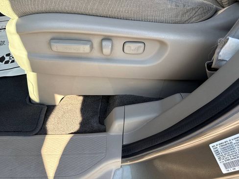 Used 2012 Honda Odyssey EX image 15