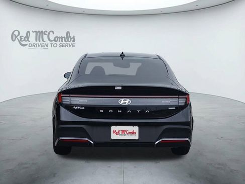 New 2026 Hyundai Sonata Blue FWD image 4