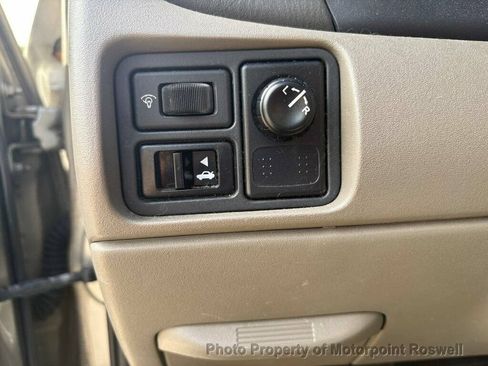 Used 2003 Nissan Sentra GXE FWD image 17