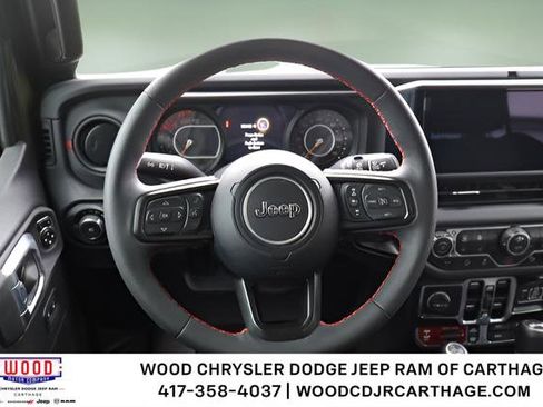 Used 2024 Jeep Wrangler Unlimited Rubicon AWD/4WD image 26