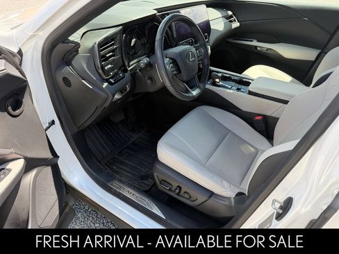Used 2024 Lexus RX 350 Premium w/ Accessory Package (K3) AWD/4WD image 8