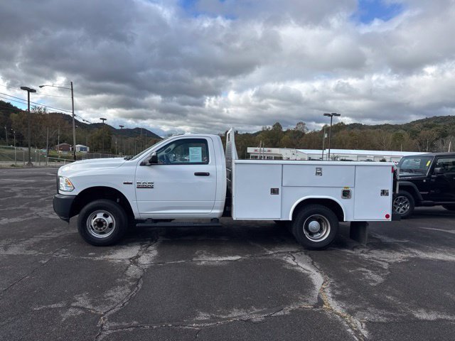 Used 2018 RAM 3500 Tradesman w/ Power & Remote Entry Group RWD image 5
