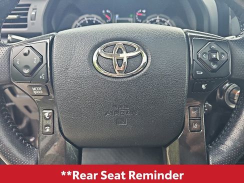 Used 2023 Toyota 4Runner TRD Off-Road Premium w/ Moonroof Package AWD/4WD image 18