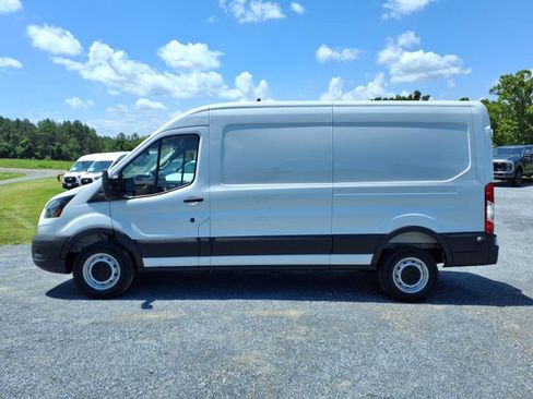 New 2025 Ford Transit 250 148 Medium Roof image 3