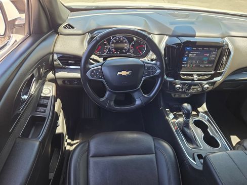 Used 2022 Chevrolet Traverse High Country AWD/4WD image 9