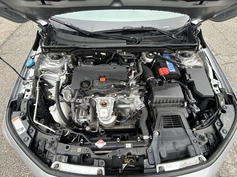 Used 2024 Honda Civic Sport image 17