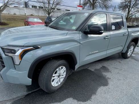 New 2026 Toyota Tundra SR5 AWD/4WD image 4