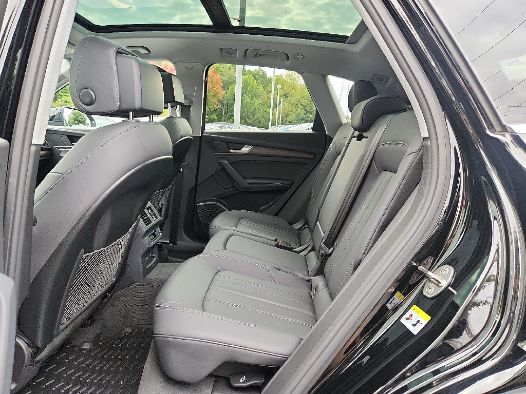 Used 2024 Audi Q5 Premium Plus AWD/4WD image 16