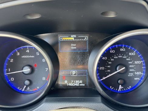 Used 2018 Subaru Outback 2.5i Touring w/ Popular Package #3 AWD/4WD image 24