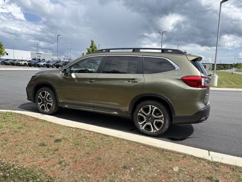 New 2026 Subaru Ascent Limited AWD/4WD image 5