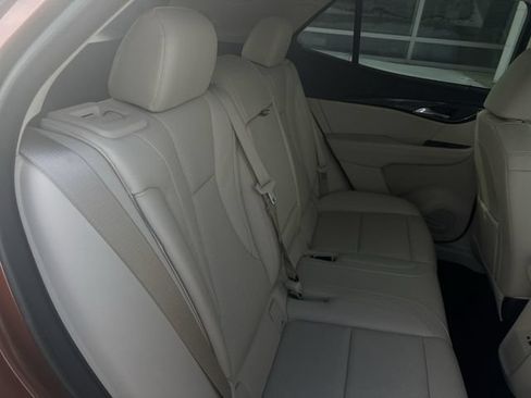 Used 2021 Buick Envision Essence FWD image 25