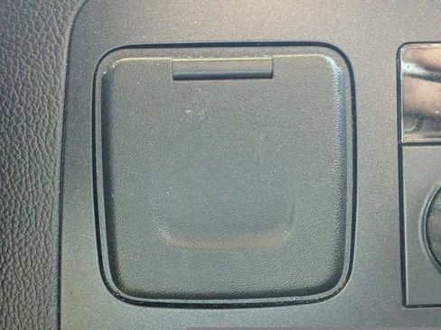 Used 2017 Chevrolet Suburban Premier image 15