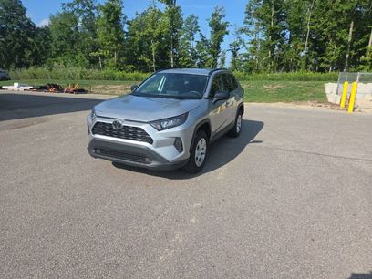 Used 2021 Toyota RAV4 LE w/ Carpet Mat Package (TMS)