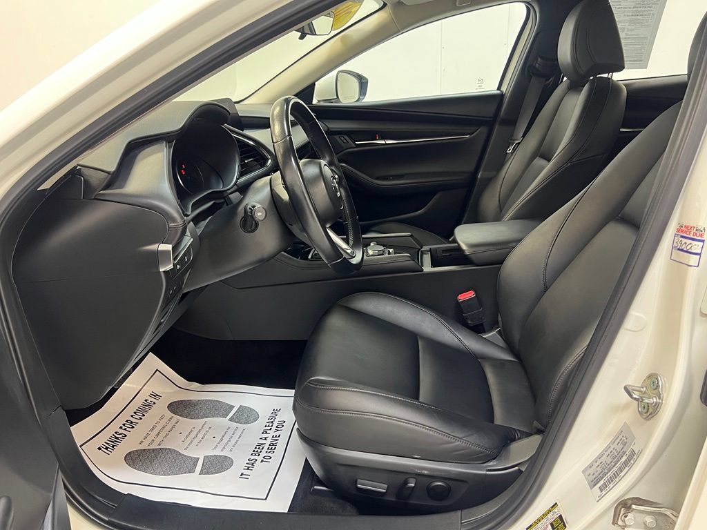 Used 2025 MAZDA MAZDA3 s FWD image 15