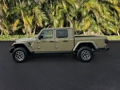 New 2026 Jeep Gladiator Rubicon image 2