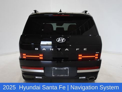 Used 2025 Hyundai Santa Fe Limited AWD/4WD image 6