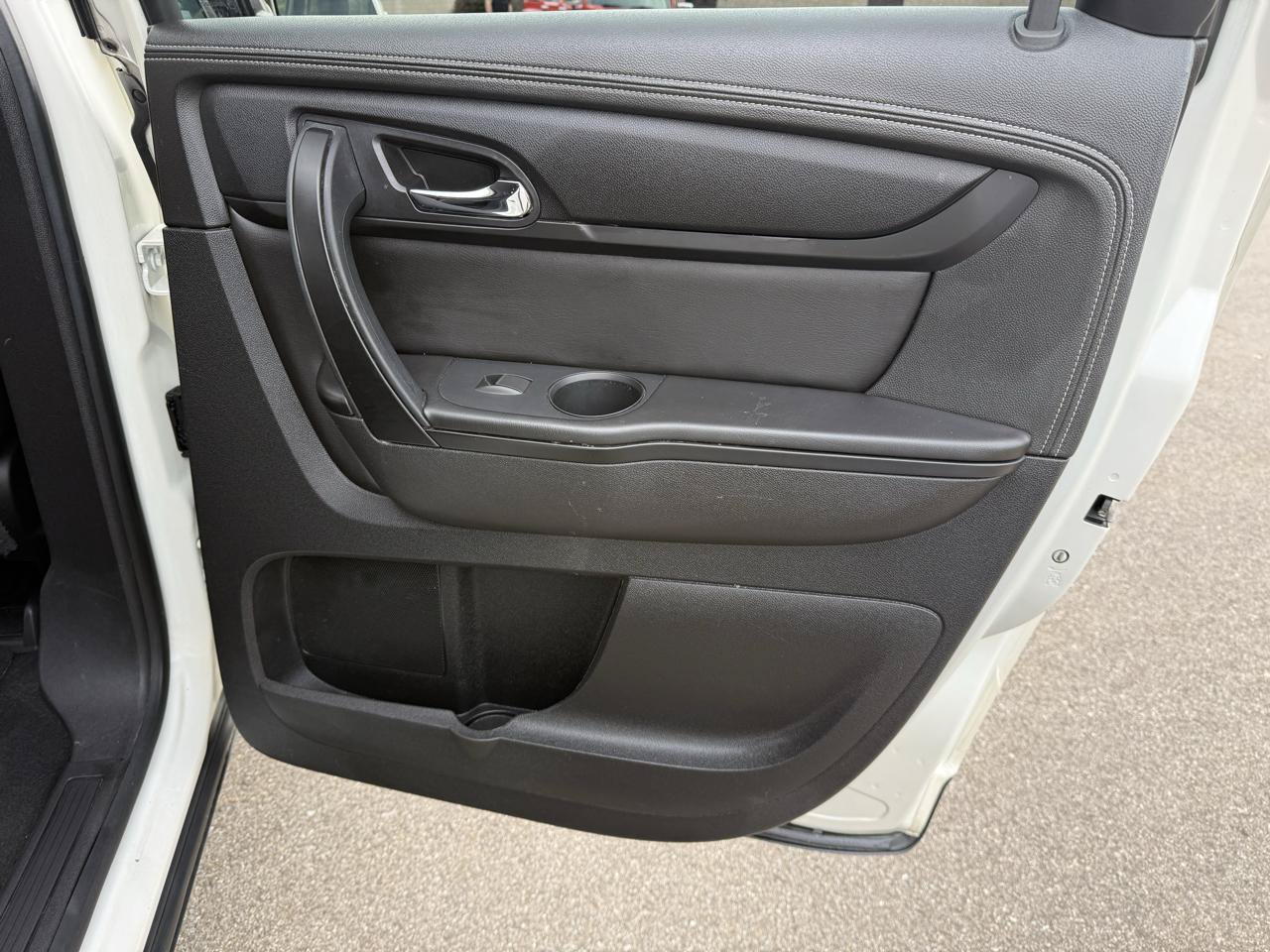 Used 2015 Chevrolet Traverse LT FWD image 26