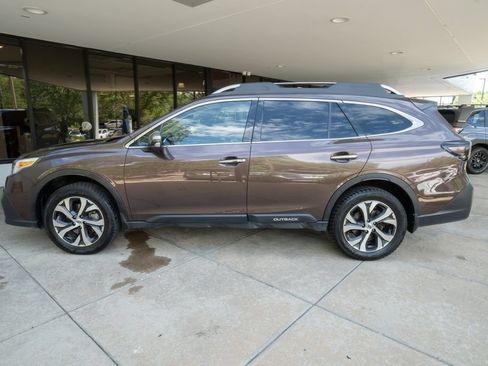 Used 2021 Subaru Outback Touring XT AWD/4WD image 4