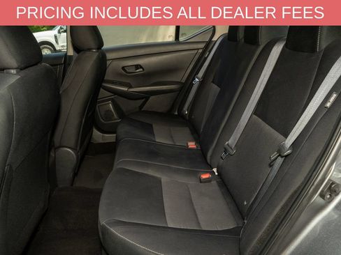 Used 2024 Nissan Sentra SV FWD image 8