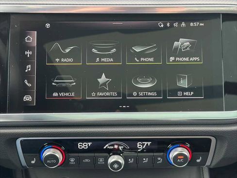 New 2025 Audi Q3 2.0T Premium image 24