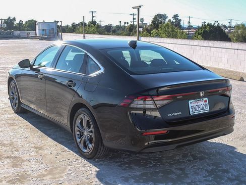 Certified 2024 Honda Accord EX image 4